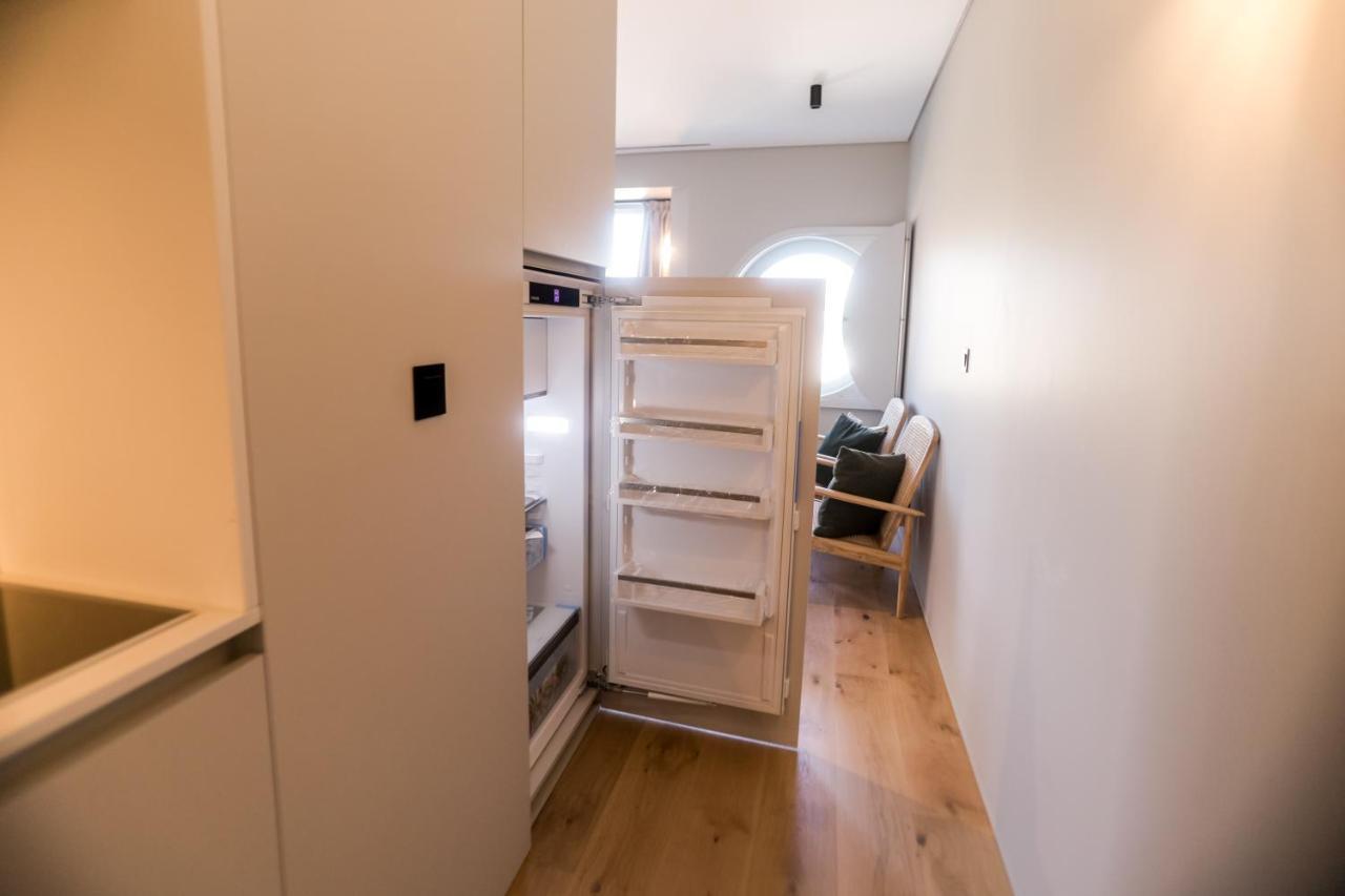 Alegria Suites By Porto City Hosts Экстерьер фото