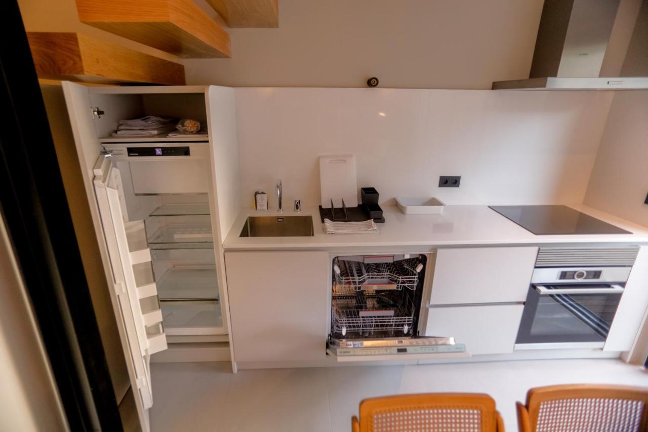 Alegria Suites By Porto City Hosts Экстерьер фото